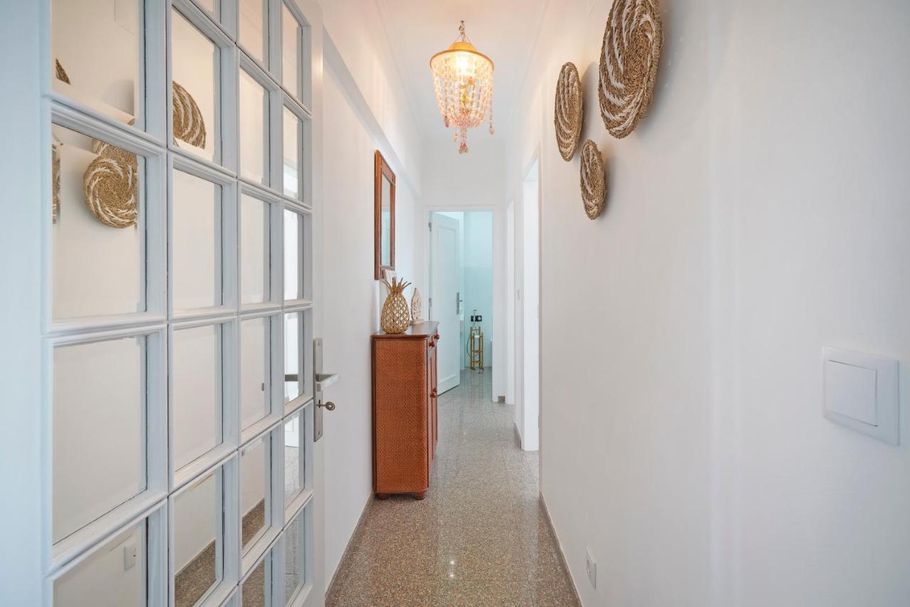 Costa Beach Apartment By The Portuguese Butler Кошта-да-Капаріка Екстер'єр фото